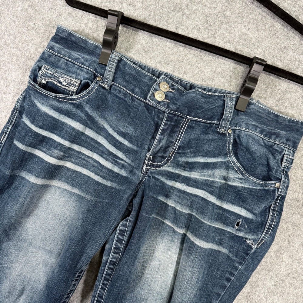 Amethyst Jeans Capri Pants Womens 11 Blue Dark Wash Whiskered Distressed Rose